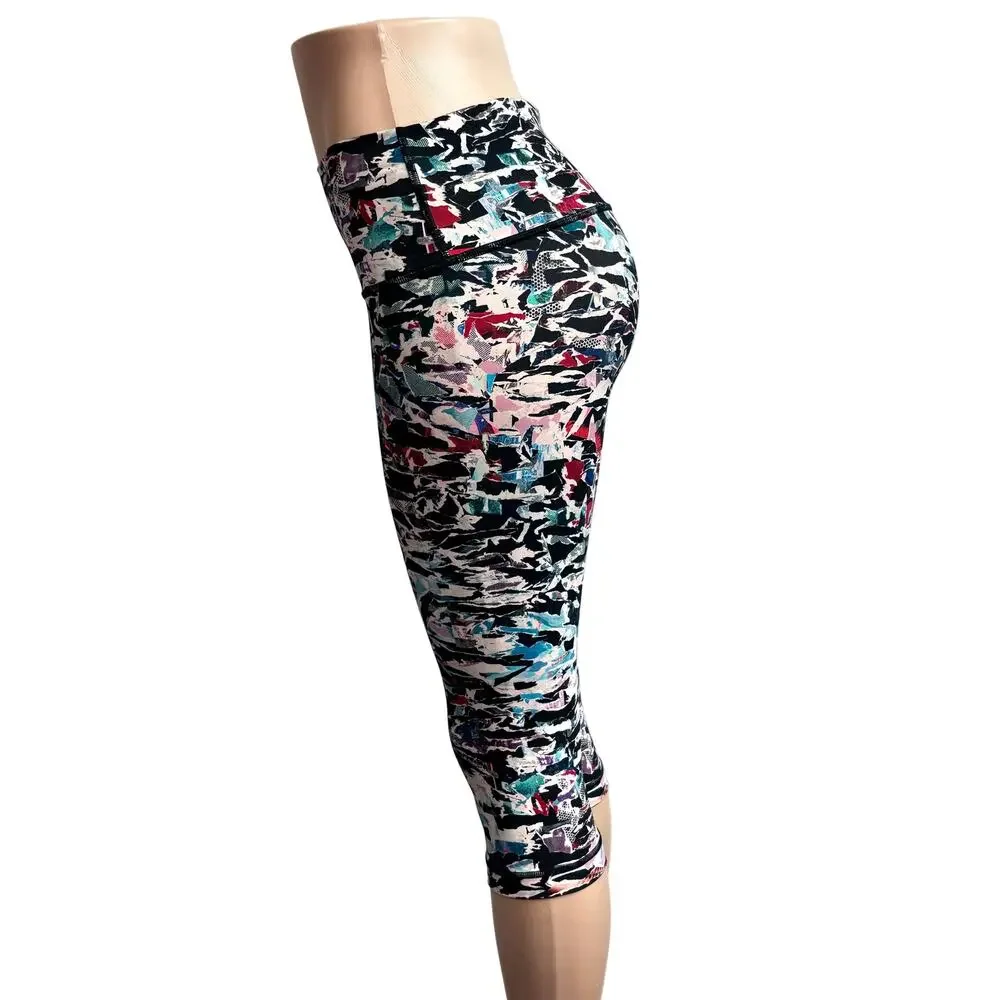 Lululemon multi-color print capri leggings